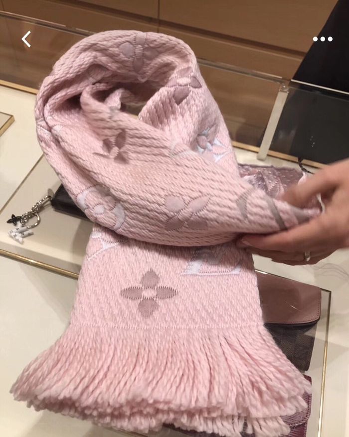 Louis Vuitton Scarf LV00154